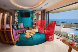 Гостиная зона в W Costa Rica Resort – Playa Conchal