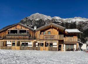 Nespecifikovaný výhled na hory nebo výhled na hory při pohledu z bed and breakfast
