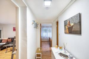 TV a/nebo společenská místnost v ubytování Carlchens Casa