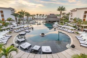 Bazén v ubytování Hilton Vacation Club Cabo Azul Los Cabos nebo v jeho okolí
