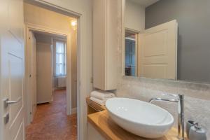 Bagno di Torno Design Apartment by Rent All Como