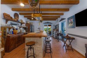 Μια τηλεόραση ή/και κέντρο ψυχαγωγίας στο Villa Rafiki by Istrialux