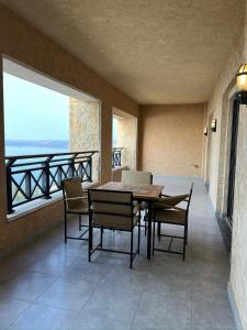 Balkón nebo terasa v ubytování E03 Samarah Resort Apartments