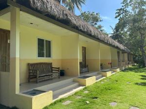 Zahrada ubytování Dancalan Beach Resort