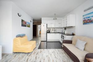 Χώρος καθιστικού στο Park Praski 2-Bedroom Apartment