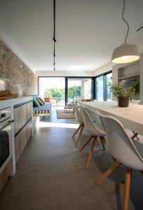 Køkken eller tekøkken på Theros Estate