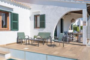 A balcony or terrace at Villa Bini Chic