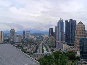 Nespecifikovaný výhled na destinaci Kuala Lumpur nebo výhled na město při pohledu z hostelu