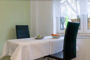 Μια τηλεόραση ή/και κέντρο ψυχαγωγίας στο Ferienwohnung in Wörrstadt