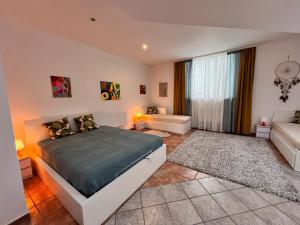 Postel nebo postele na pokoji v ubytování Apartament ORZEŁ BIAŁY