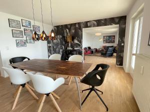 Fotografia z galérie ubytovania Sunset Apartment mit Bodensee-Blick - mit Parkplatz v destinácii Lochau + 7 fotografií