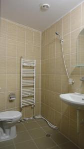 Семеен хотел Узана tesisinde bir banyo