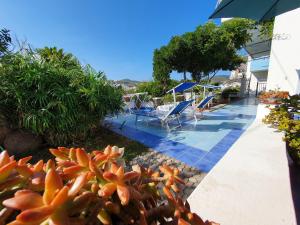 Bazén v ubytování Casa Acqua Marina Ponza nebo v jeho okolí