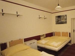 Postel nebo postele na pokoji v ubytování Altes Haus