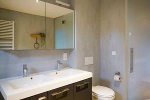 Ένα μπάνιο στο LOFT 44 - thuis in Hasselt