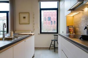 Η κουζίνα ή μικρή κουζίνα στο LOFT 44 - thuis in Hasselt