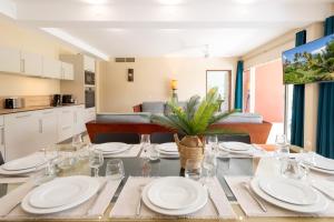 Köök või kööginurk majutusasutuses Physacap Suites & Villas