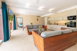 Köök või kööginurk majutusasutuses Physacap Suites & Villas