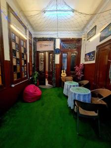 Кът за сядане в Cairo Hub