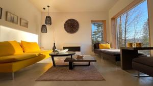 Et sittehjørne på Nature Eco Suite in Wakefield Quebec