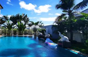 Bazén v ubytování Big swimming pool garden villa 私家泳池花园豪华别墅 nebo v jeho okolí