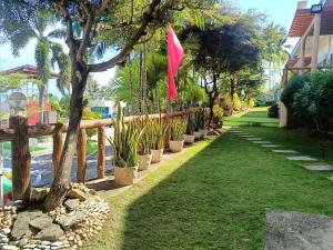 Κήπος έξω από το JSJS Mountain Resort powered by Cocotel