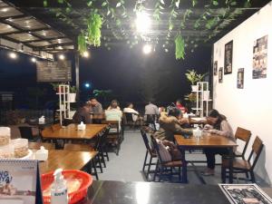 Εστιατόριο ή άλλο μέρος για φαγητό στο Mutiara Balige Hotel