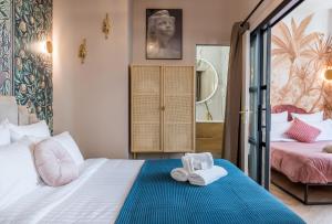 Una cama o camas en una habitación de Sophie Stay - Le Mucha - King size bed - AC