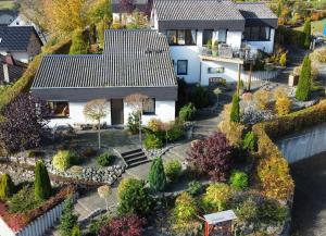 Traumhaus am Maar 2 sett ovenfra