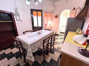 Η κουζίνα ή μικρή κουζίνα στο San Lorenzo Suite - Free Parking