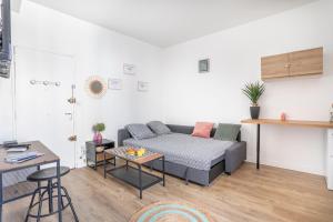 Posedenie v ubytovaní Chez Delphine - Studio tout confort avec terasse sur le Vieux Port centre ville - proche du Panier