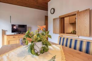 Zdjęcie z galerii obiektu Lissis Bauernhof Appartments w mieście Gundersheim