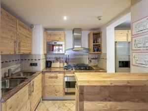 Chalet La Tania, 6 pieces, 10 personnes - FR-1-568-46
