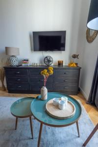 304a Tres beau studio refait a neuf hyper centre