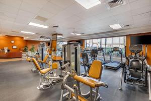 a gym with several treadmills and exercise bikes at Hilton Vacation Club Polo Towers Las Vegas in Las Vegas