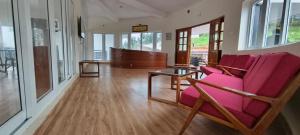 COASTAL GRAND RESORT - KOTAGIRI的休息区