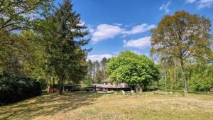 Naturlandskabet i nærheden af villaen