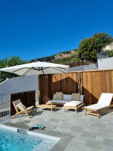 Hồ bơi trong/gần Casa lunga, 8 pax, clim, vue mer, piscine