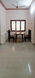 Πινγκ πονγκ στο HOME STAY PURPOSE HALLIMA VILLA ή εκεί κοντά