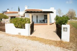 The building in which the holiday home is located