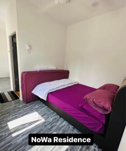Postel nebo postele na pokoji v ubytování Kabin Biru
