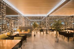 Εστιατόριο ή άλλο μέρος για φαγητό στο Hotel Alkar