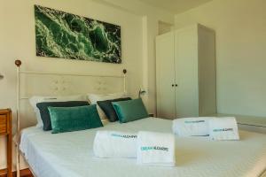 Galeriebild der Unterkunft B20 - Sun and Pool Apartment in Lagos