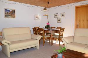 Setusvæði á Charming and cosy apartment (sleeps 4-6 people) in a beautiful mountain village