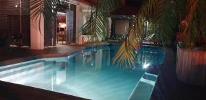 Πισίνα στο ή κοντά στο VILLA CAP détente et SPA