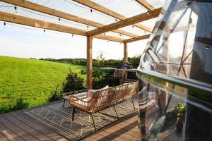 Balkon atau teras di Dalriada Den - Luxury GeoDome