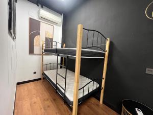 Zdjęcie z galerii obiektu Chic12 luxury grupo Gran via w Madrycie +23 zdjęcia