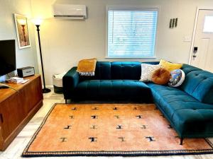 A seating area at Fully Furnished, Serene Taos House