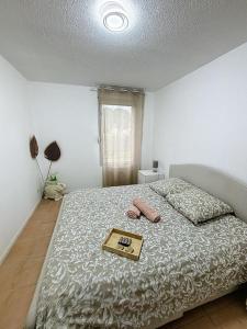 Postel nebo postele na pokoji v ubytování Villa de Castelli - résidence avec piscine