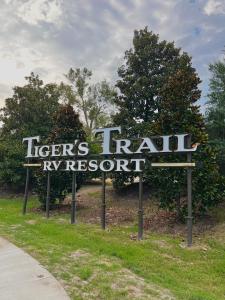 Afbeelding uit fotogalerij van Tiger's Trail RV Resort in Baton Rouge